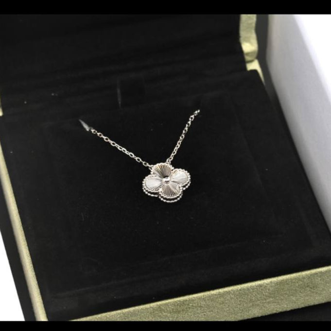 Clover Pendant Necklace