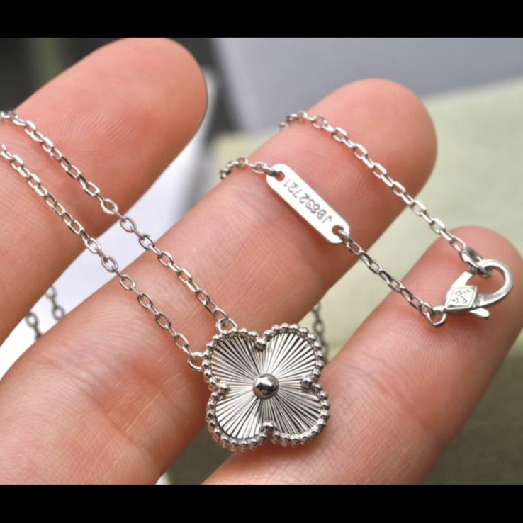 Clover Pendant Necklace
