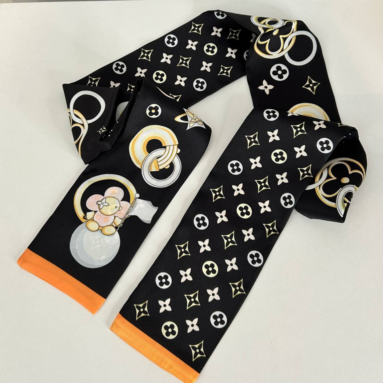 Vivienne and Beyond Silk Bandeau