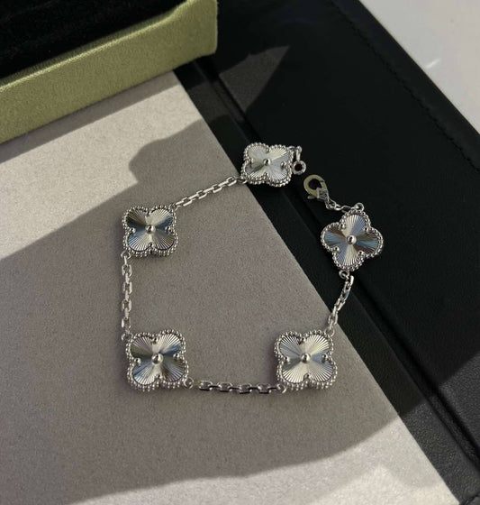 Silver Clover Bracelet